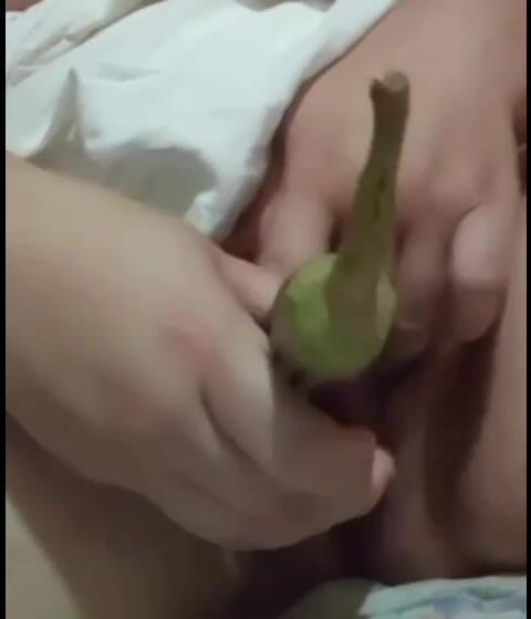 YummehBabes1: เล่นเสียวกับหีมะเขือยาว