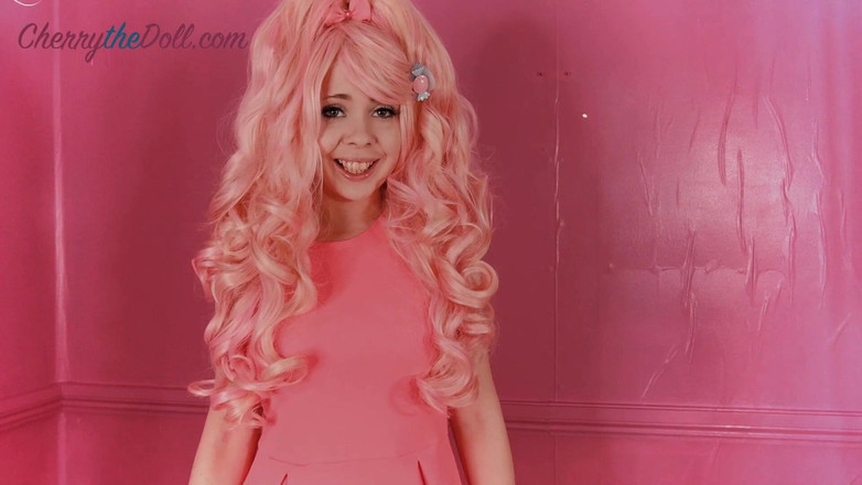 Cherry The Doll: Bermain dengan saya joi