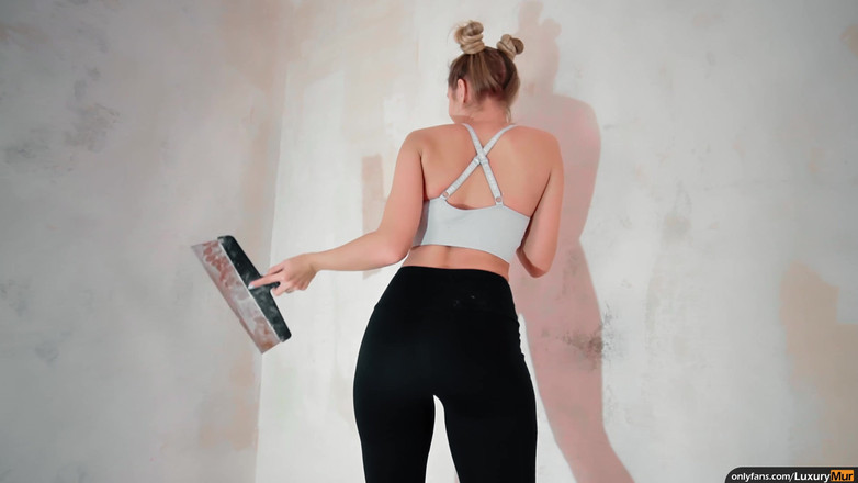 ReplayXXXLady: POV špinavé kouření od blondýnky na staveništi