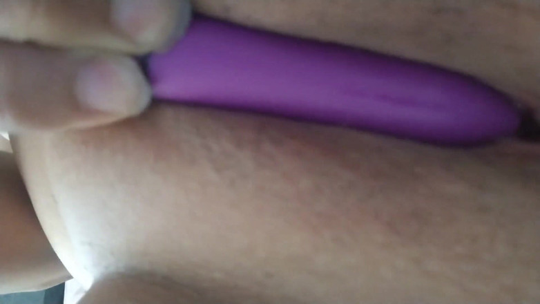 Regina Kat: Argentina si saje bradavky při honění