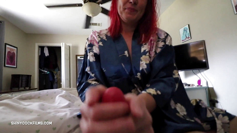 Jane Cane: Macocha pomaga pasierbowi spust przed zajęciami