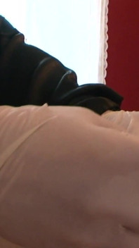 Německá BDSM - hardcore dvě deepthroat otrokyně