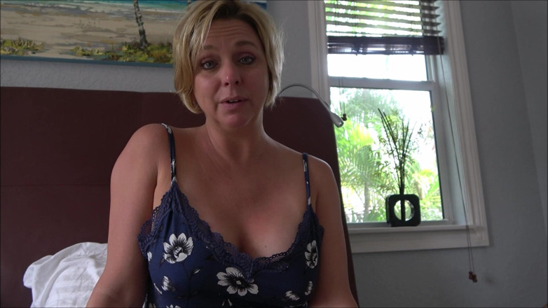 Brianna Beach: bosi sauteli mammi niyantran leti hai - brianna beach - alex Adams