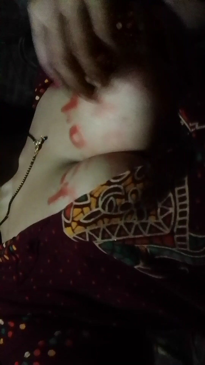 Soni sk: Сольний фетиш помади