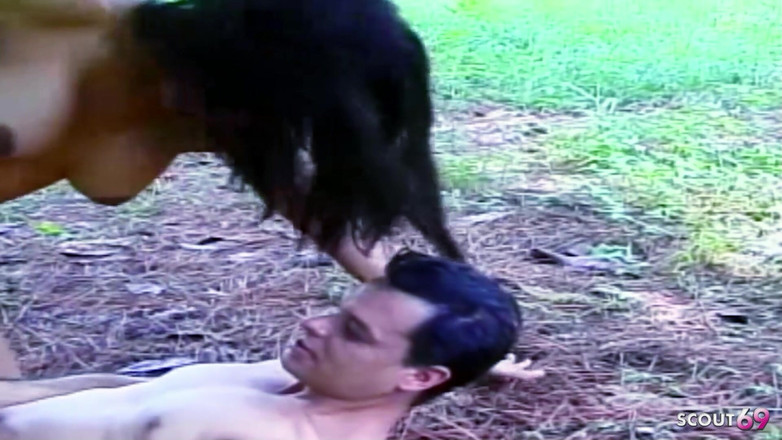 Shemale TS Collection: O transsexuală latino cu țâțe mari se fute cu un tip în...