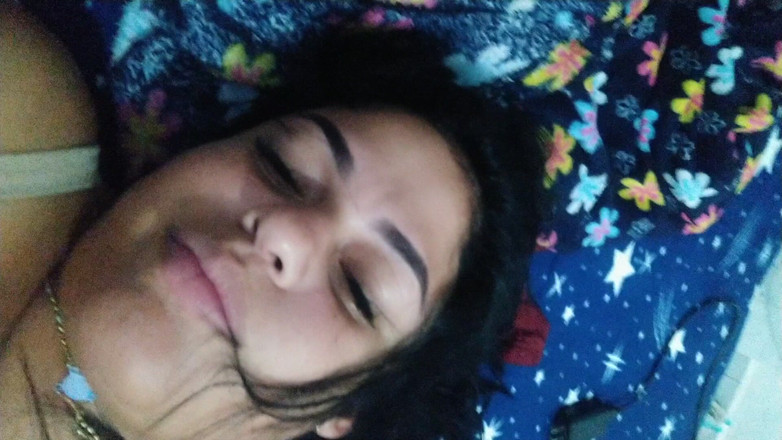 AngyAmazon: La figa viene martellata e sborrata a pecorina da un...