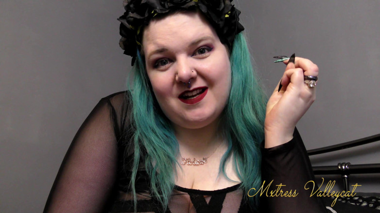 Mxtress Valleycat: Hotwife Gothic