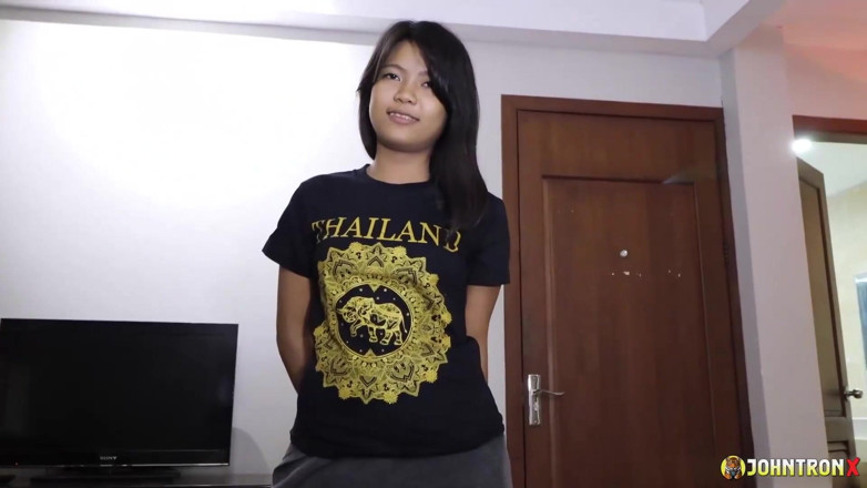 John Tron X: Johntronx - Shy Asian Amateur Is Not so Shy When She...