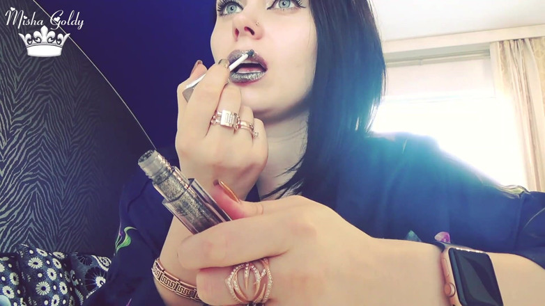 Goddess Misha Goldy: My lipsticks make you cum