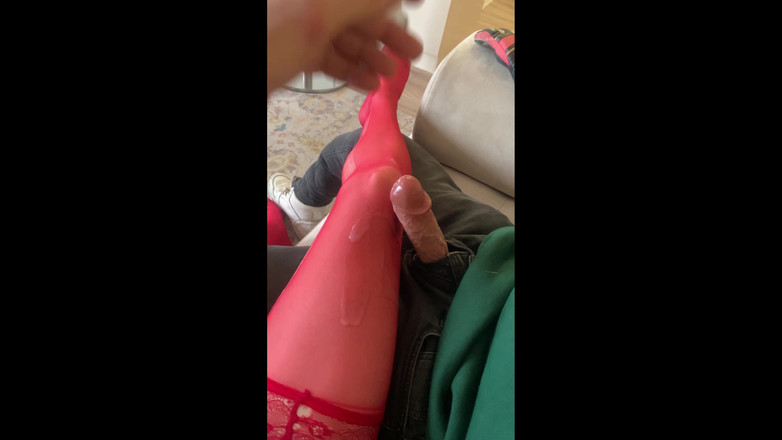 cd_aysemmm: Jag tittade på porr med min styvson (jag rörde aldrig honom)