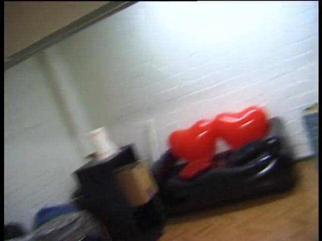 Asian Cuntz: Asian whore receive two dicks