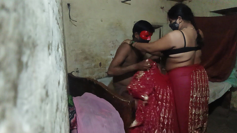 Desi_bhabhi121: Suhaagraat Sex with Virgin Bride, Fucking Sex Big Nipples