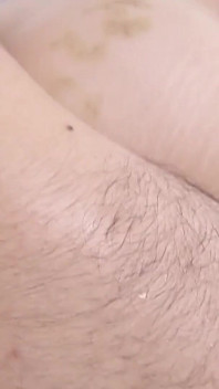 Asiatische versaute szene-3 Schlanke brünette asiatin mit kleinen titten genießt es, gleichzeitig mit einem schwanz und einem dildo zu ficken