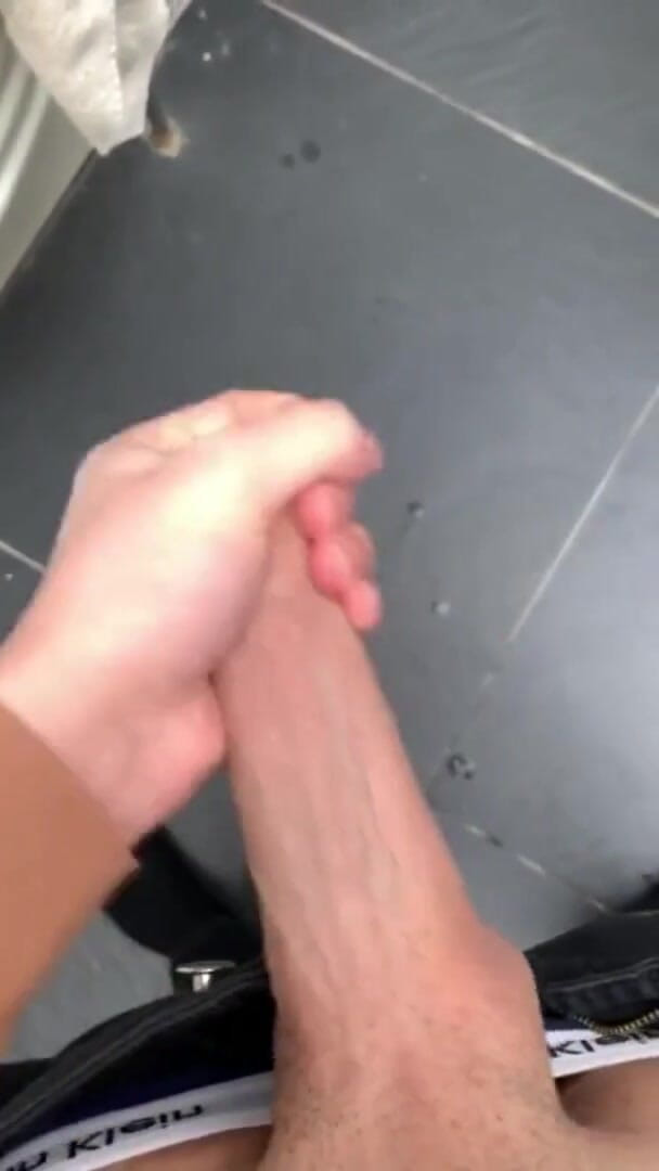 qaz11: Handjob on camera-112