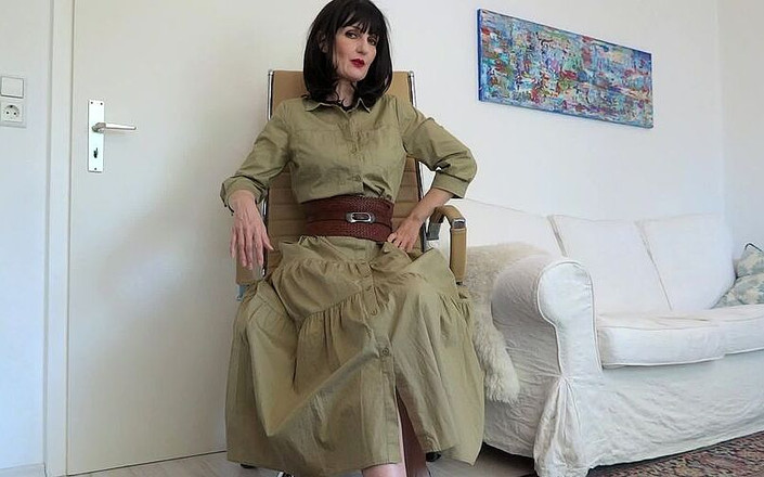 Lady Victoria Valente: 흑형 대물 에 따먹히는 폭유녀