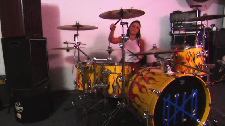 DARVASEX: 角質オーガズムシーン-4巨乳ブルネットが革のブーツを履いて激しくファック