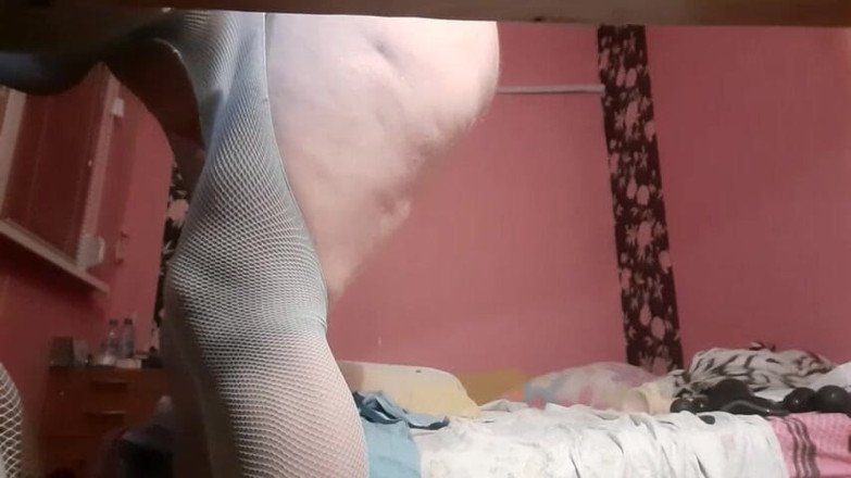 Putarankahotmilf: Beads and balls pussy, anal and squirt