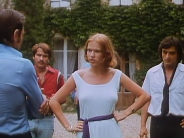 European Classics: Brigitte Lahaie, Annouchka &amp;marion Webbs Dampfendes Vaginal-streicheln in Szene 8: secrétaire Sans...