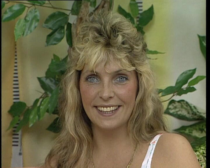 YOUR FIRST PORN: Yasmin ben büyük ihtiyaçları olan büyük bir kadınım