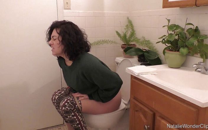 Natalie Wonder: Pervertido ponto de encontro no banheiro enquanto fala sobre meus...
