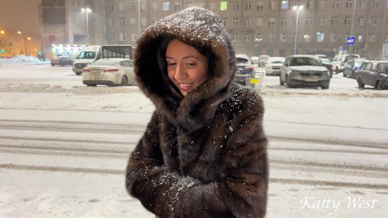 Katty West: Gopnik dijemput Si jalang Merseka, dikongkek dalam bilik hotel dan...