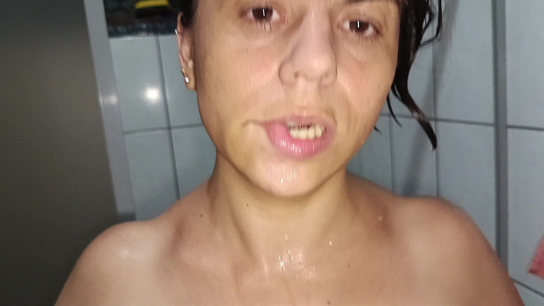 Sharinga: Ein freches mädchen zu hause fangen