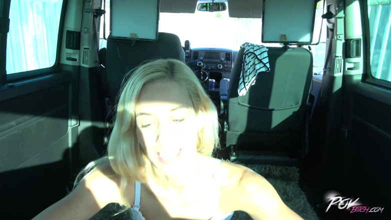 POV Bitch: Blonde cutie gets creampie during sex in car