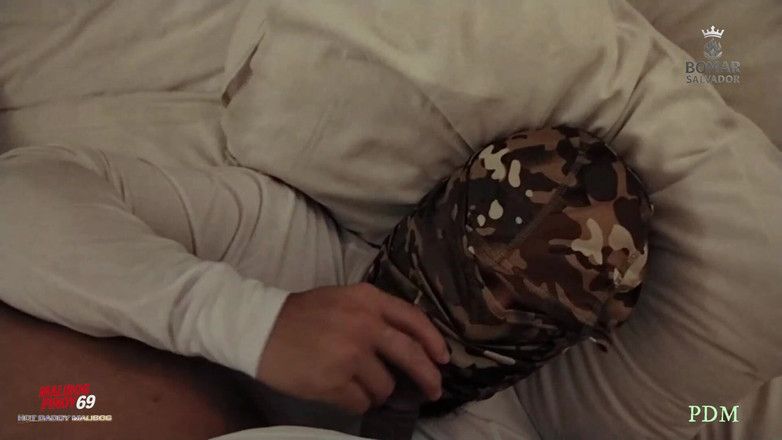 pinoy malibog: Nadržení tátovi přátelé spolu zamčeni