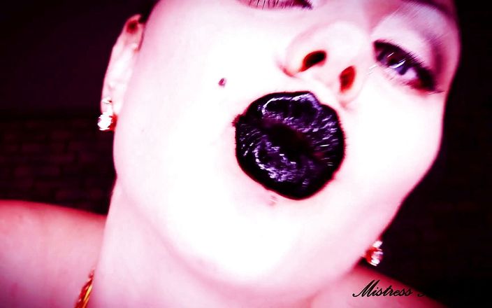 Goddess Misha Goldy: Poisoned kisses for loyal slave of my lips