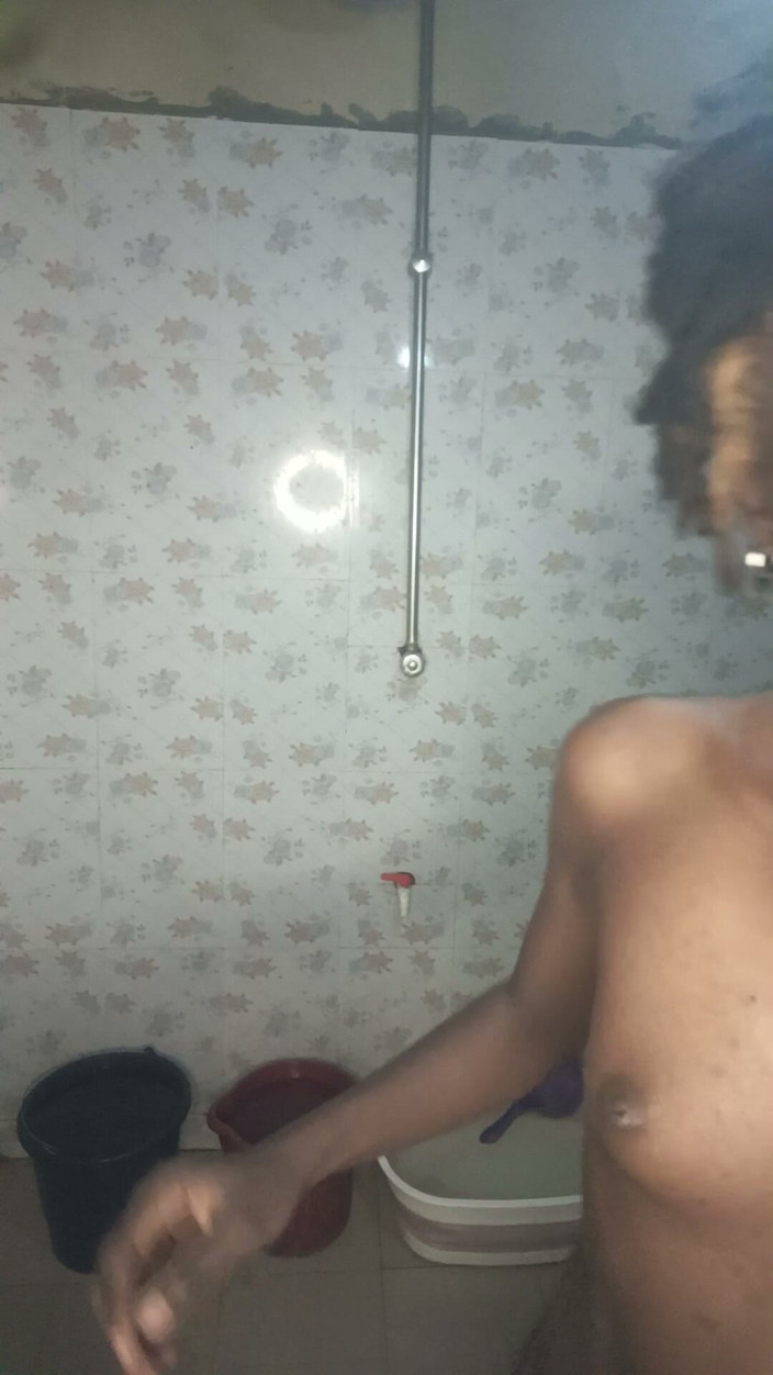 Dwuxxx: Je m’amuse à mon moment