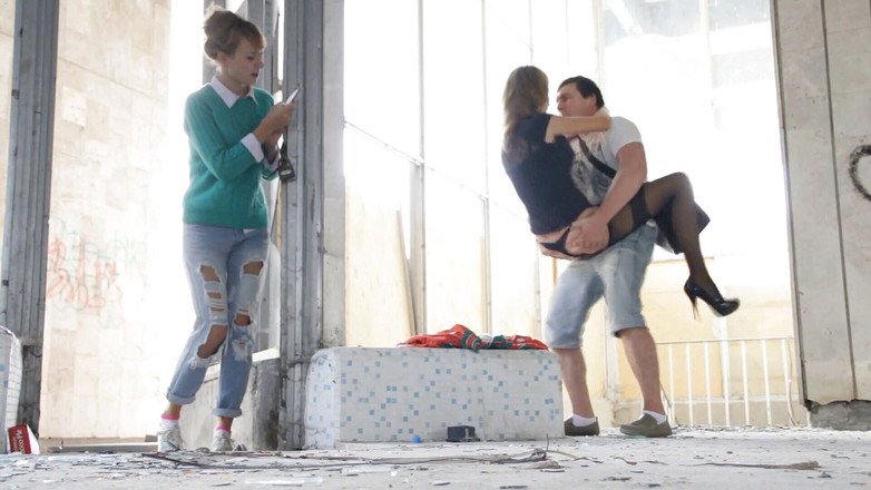 Angel The Dreamgirl: Seks in de gevaarlijke zone / Mysterieuze kamer