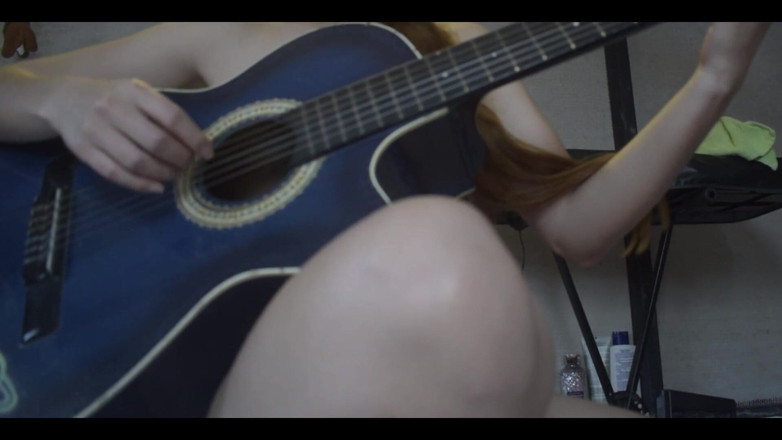 Isis Sun: Muzyka dziewczyna płaci z seksem, aby wejść do zespołu i...