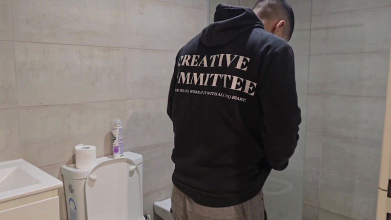 Tunenitovergon: Můj přítel chce výstřik na obličej, zatímco šukáme v koupelně - část 1