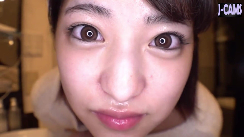 J-Cams: आकर्षक सौंदर्य। शरारती मुस्कान के साथ चंचल डेट भाग 6