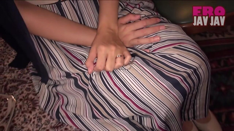 Eros-JavJav: 休闲事务。Chikako沉迷于无聊带来的快乐。1/5