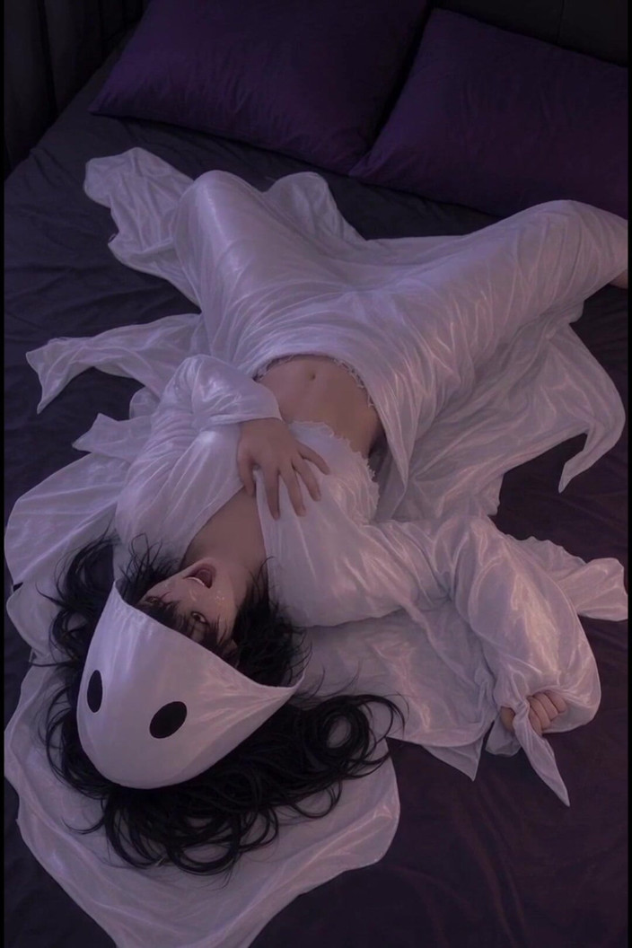 Wertstofsamler: Spooky 3D Anime Ghosts Woman Masturbates to Halloween