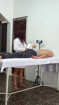 Pijat dan ngentot di saat yang bersamaan