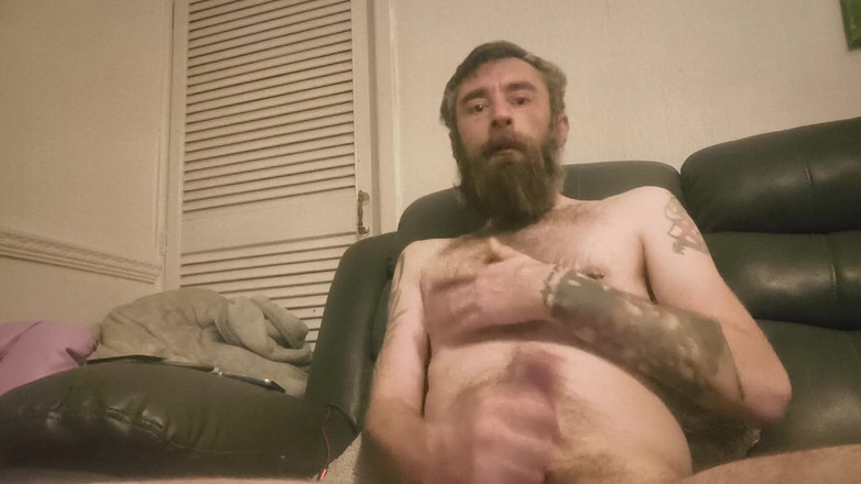 Smoking stoker: Masturbando meu pau grande, provando precum e gozada