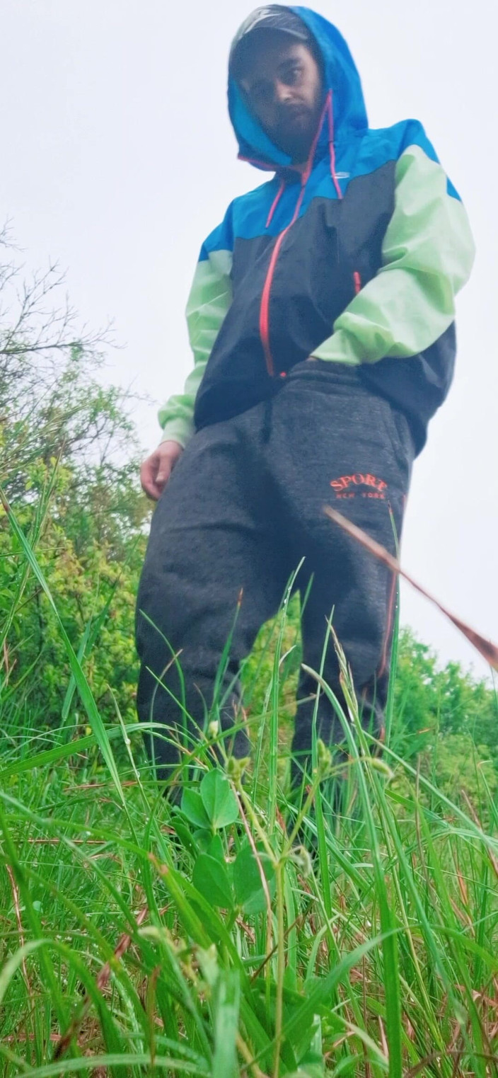 jerkofflover: Melancap di tempat awam