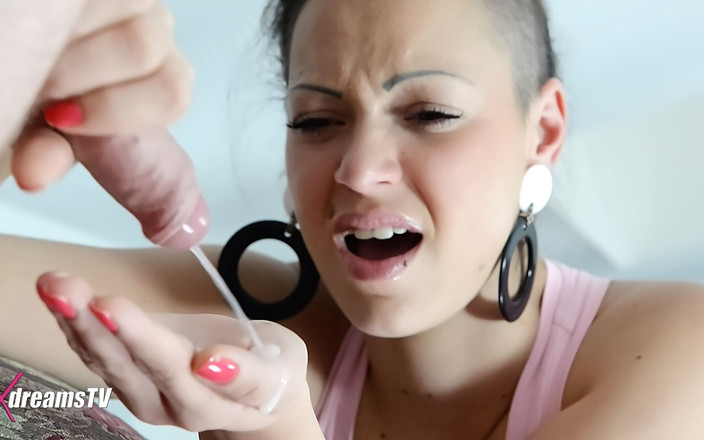 XdreamsTV - Hand Jobbers: Emilia - 朋克女孩打手枪