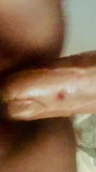 Adoro rimbalzare sul mio grosso dildo
