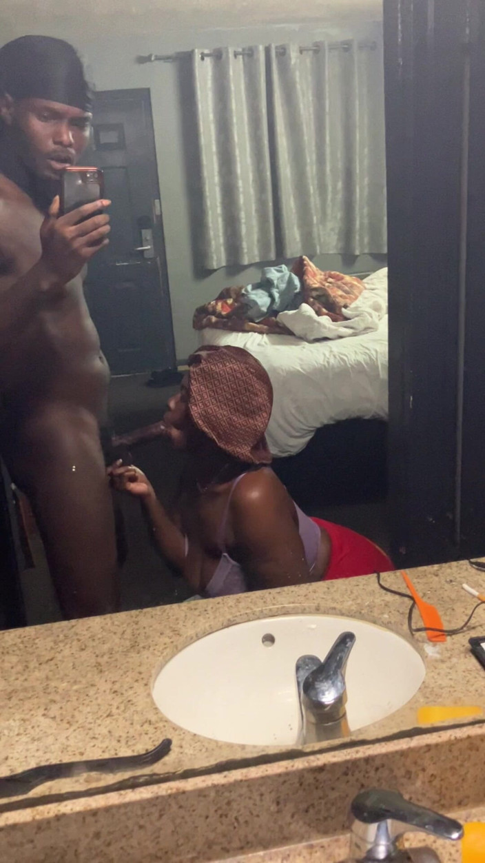 Tae Hendrixx: Wet Sloppy Throat Juicy Booty Ke