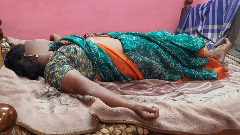 Sky moon: Справжнє домашнє відео, як мачуха і пасинок займаються сексом