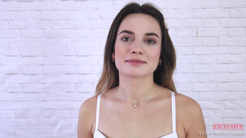 Test-Shoots: 알몸의 작은 젖탱이 십대 트리니티 무료 누드 캐스팅 비디오 인터뷰