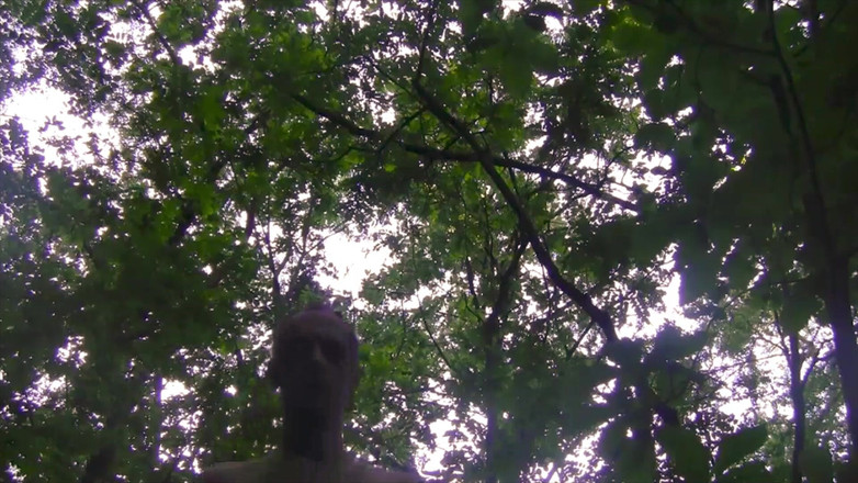 BELLOeBIOTTO: Ejaculare frumoasă și lungă, fără cămașă, într-o pădure publică