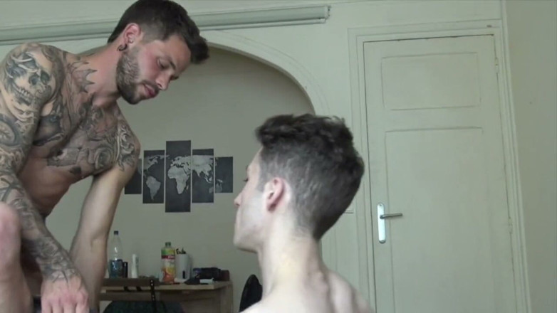 French Twinks Amator videos: Jovem ama caras