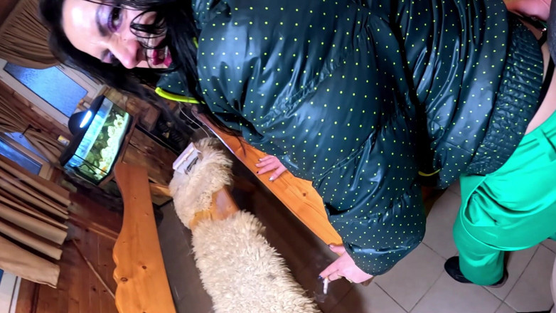 MilfyCalla: Green Downjacket tachinare fumat, umilință și joc dezordonat cu spermă