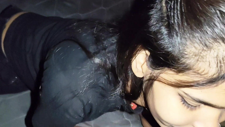 Shivanibaby: Meine stiefschwester allein zu hause gefunden, ich fickte sie und...