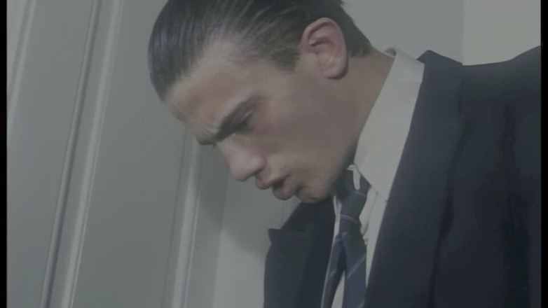 pornitaliangraffiti: Kedua-dua pussies mendapat fucking besar