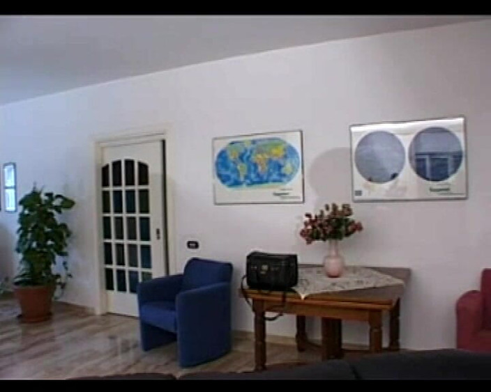 Vintage Italian amateur vhs 90 s: Скандальное порнографическое видео 90-х обнаружили на VHS No2